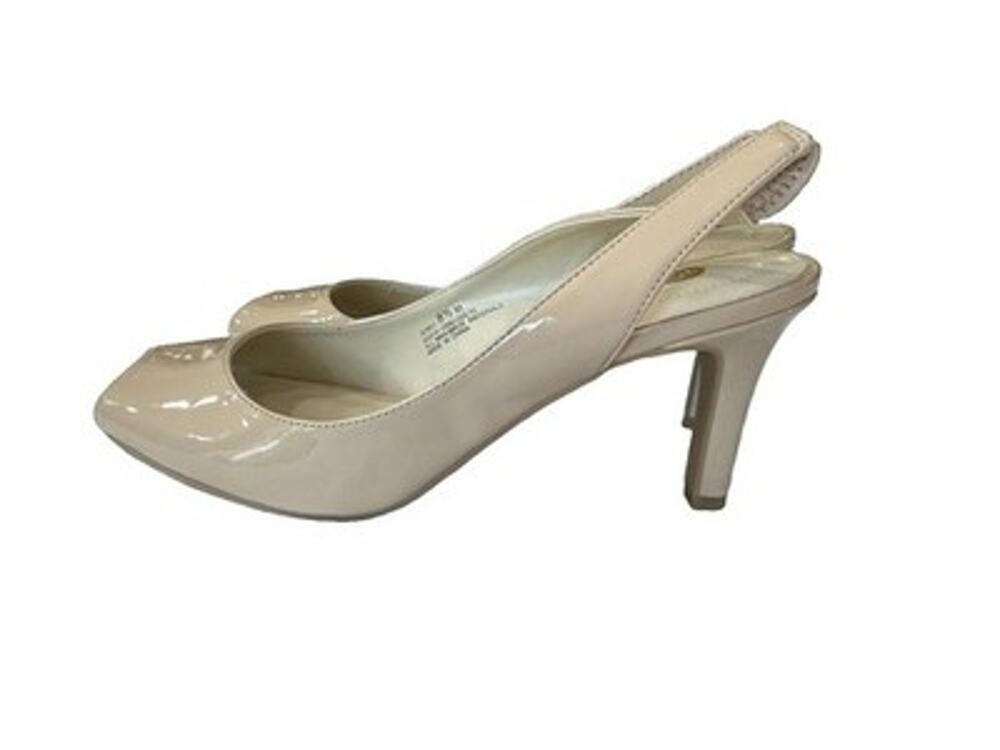 Dress Barn Jenny Women's 8.5 Cream Patent Leather Slingback Pumps Peep Toe NIB